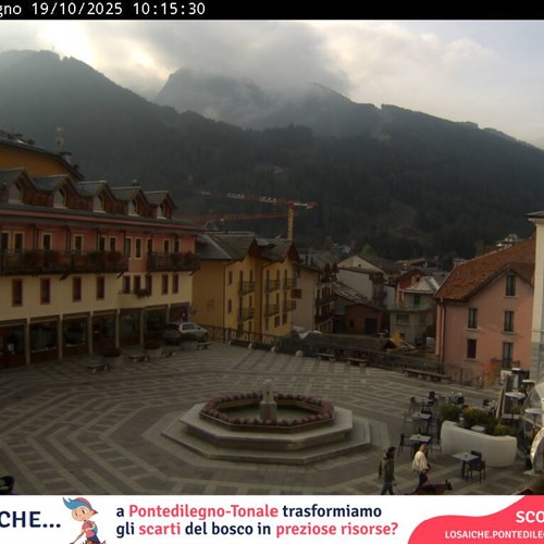 Piazza Ponte di Legno