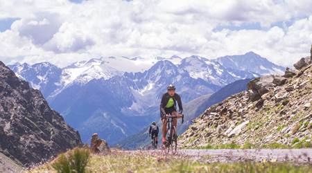 GAVIA E MORTIROLO CHIUSI AL TRAFFICO GAVIA E MORTIROLO CHIUSI AL TRAFFICO