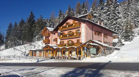 Hotel La Roccia Hotel La Roccia