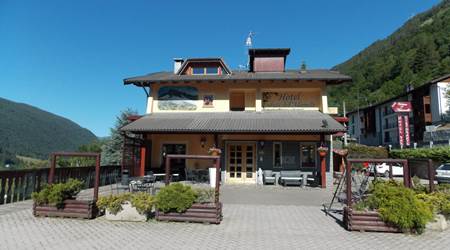 Hotel Veduta dell'Adamello Hotel Veduta dell'Adamello