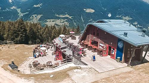 ROCCOLO VENTURA MOUNTAIN HUT ROCCOLO VENTURA MOUNTAIN HUT