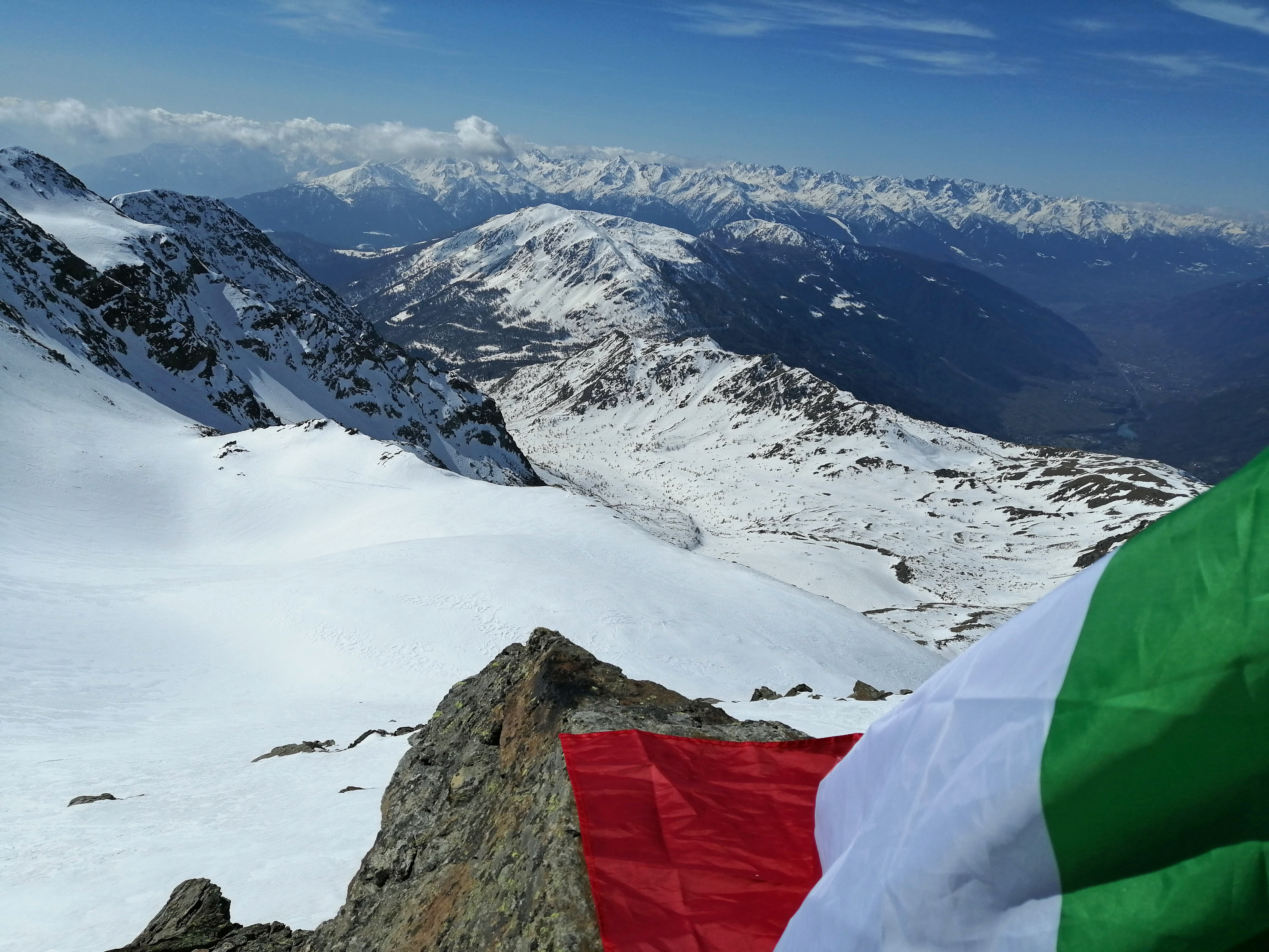 SKI MOUNTAINEERING AT MORTIROLO PASS