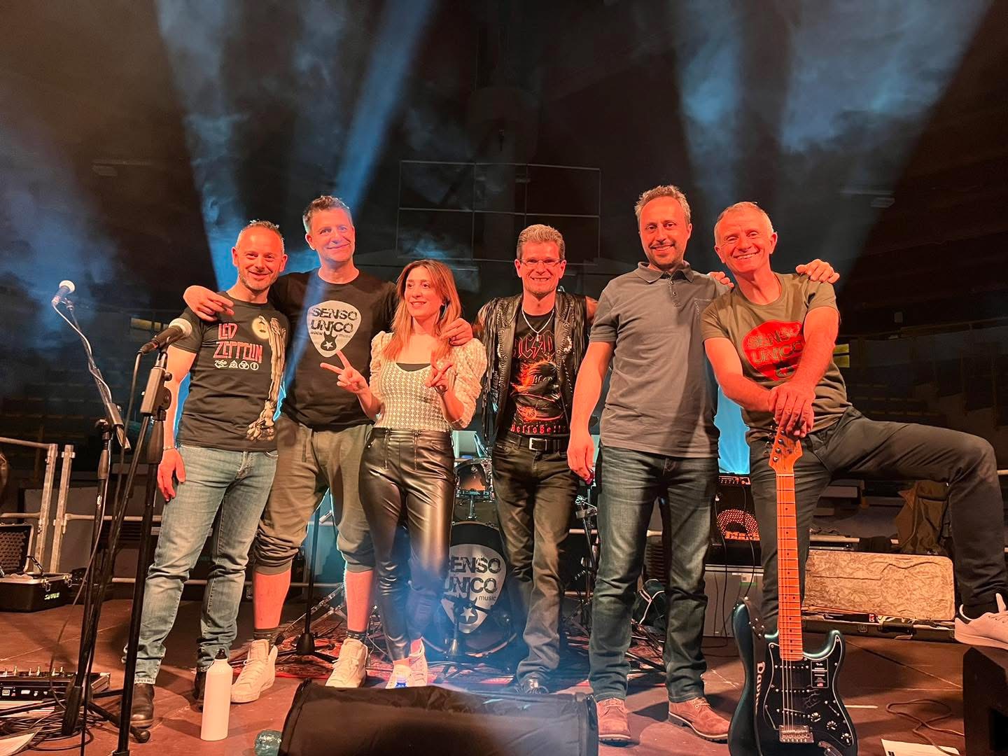 International hits: Senso Unico