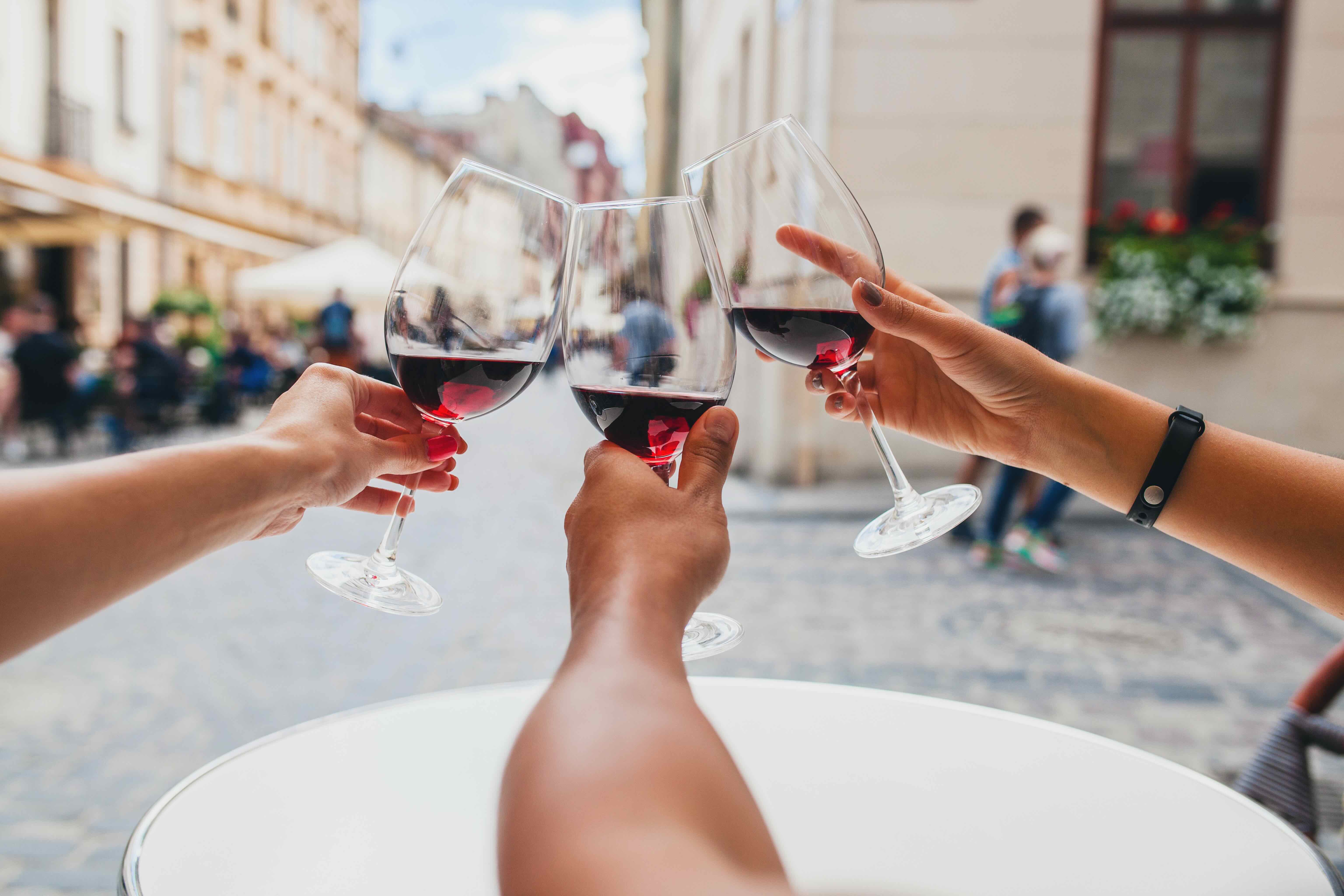 NOTE DI VINO, GOCCE DI GUSTO