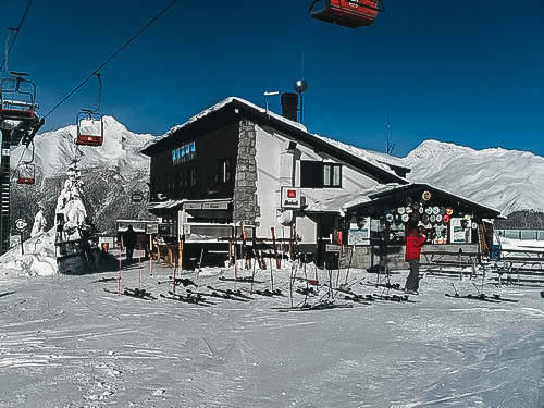 CORNO D'AOLA MOUNTAIN HUT
