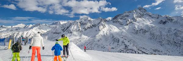 OFFERTA SANT’AMBROGIO: SCONTO DEL 25% SULLO SKIPASS OFFERTA SANT’AMBROGIO: SCONTO DEL 25% SULLO SKIPASS